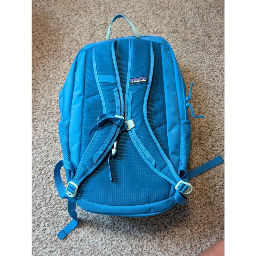 Patagonia Refugio daypack backpack, mesh pocket; beach, lightweight; travel